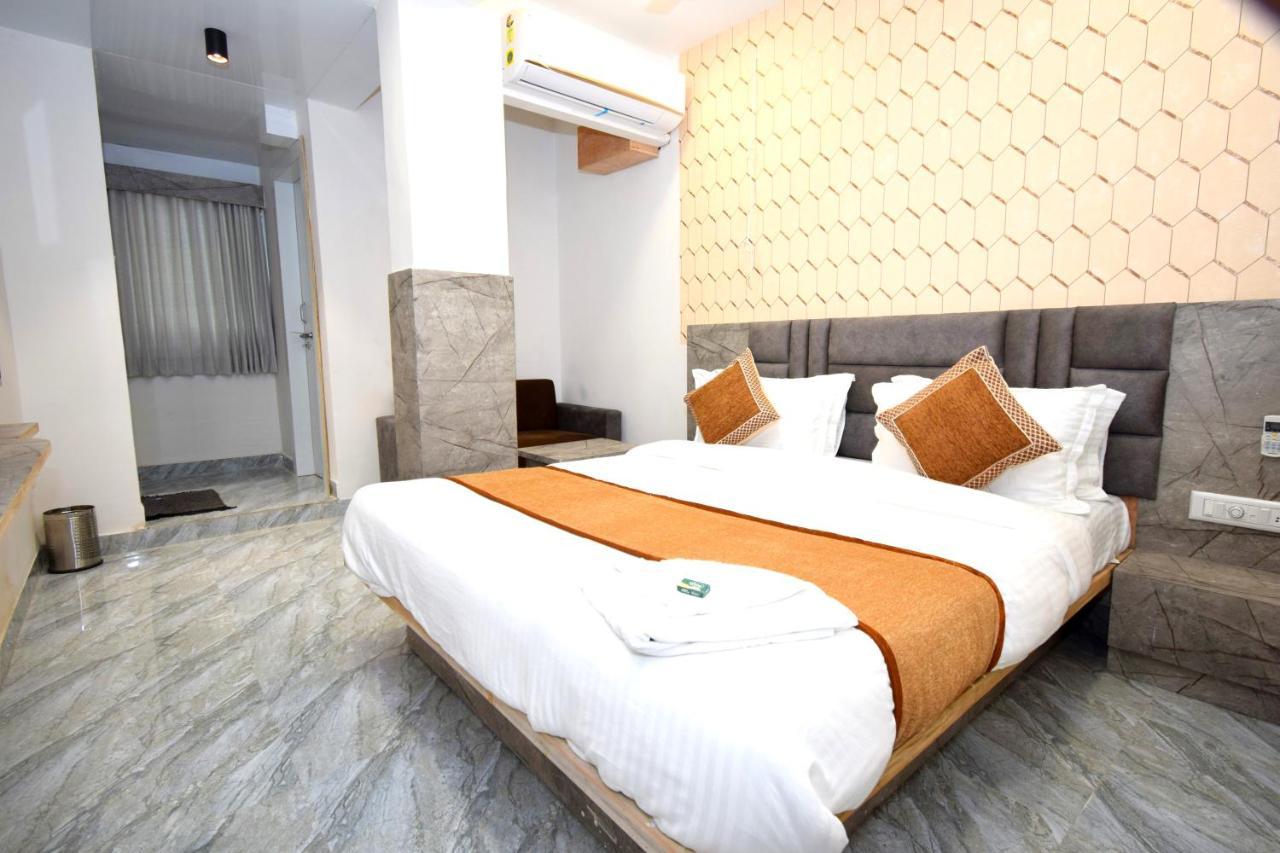 Hotel A1 Ahmadábád Kültér fotó