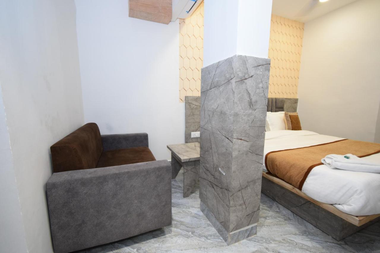 Hotel A1 Ahmadábád Kültér fotó